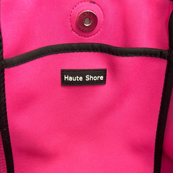 Stylish Camouflage Tote Bag with Pink Stripe - Picture 3 of 4